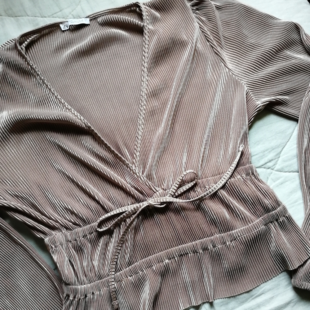 ZARA Taupe Pleated Wrap V-neck Top Large - Picture 7 of 16